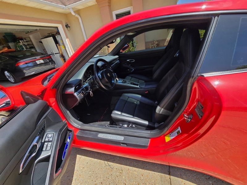 2014 Porsche 911 Carrera — photo 1