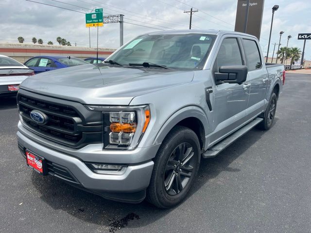 Used 2023 Silver Ford XLT image 3