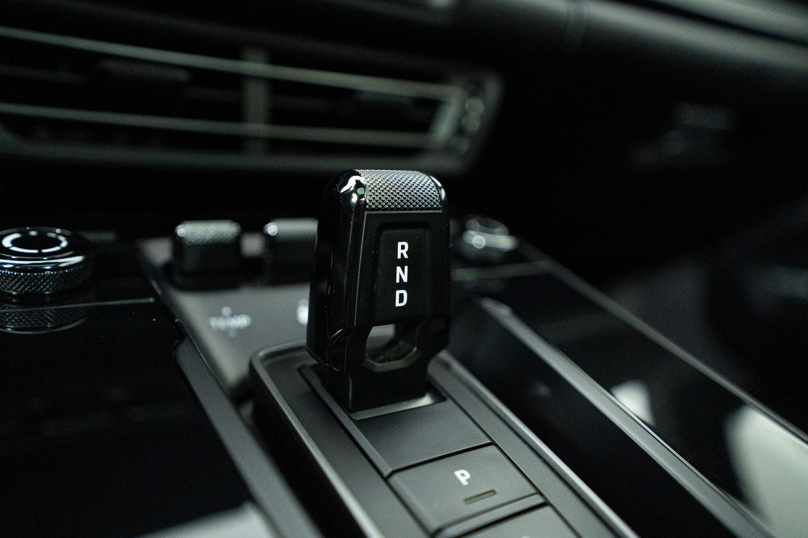 2023 Porsche 911 Carrera S — full photo 25 of 40