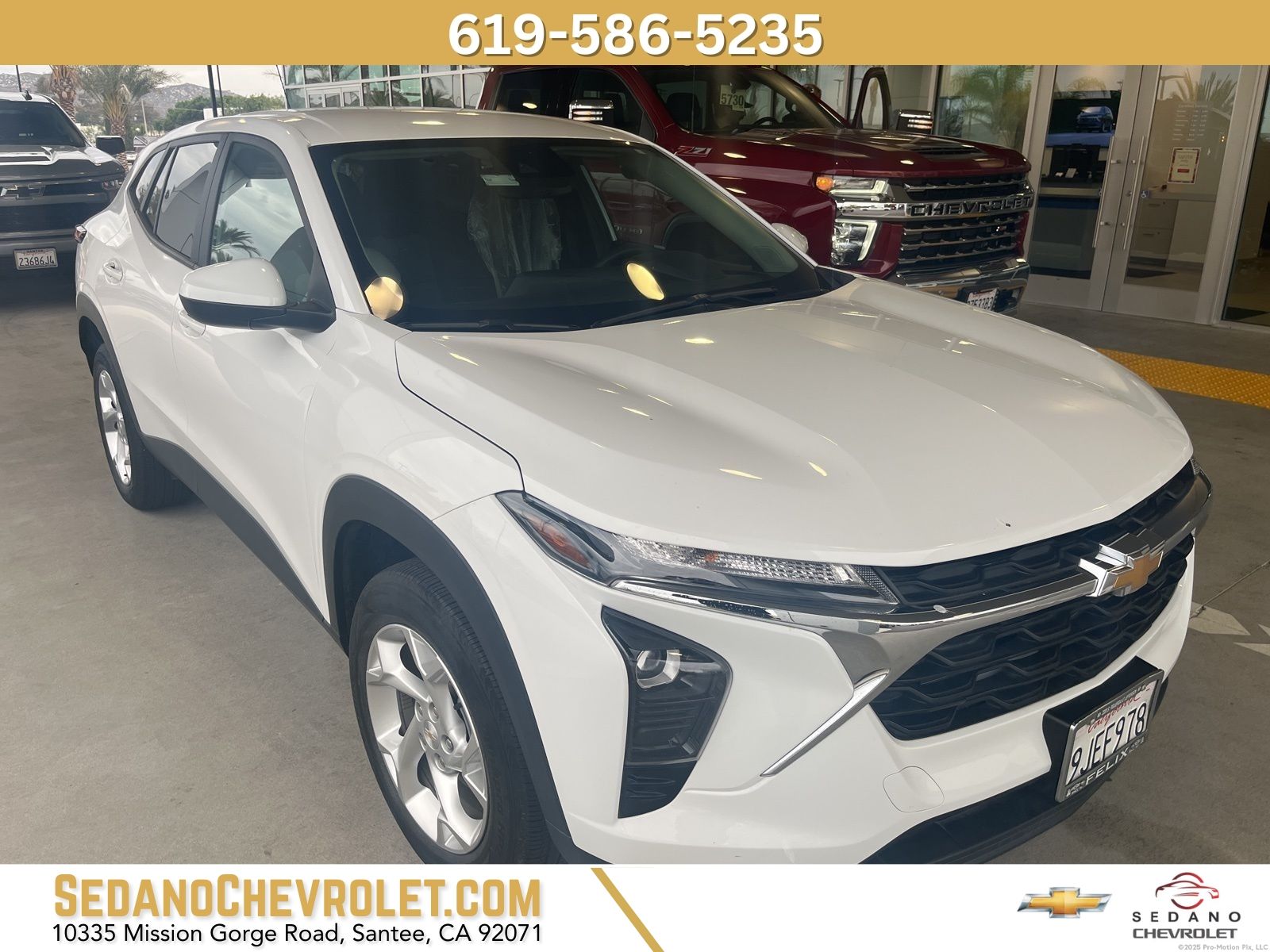 Summit White 2024 Chevrolet Trax LS FWD SUV / Crossover Front-Wheel Drive 6-Speed Automatic