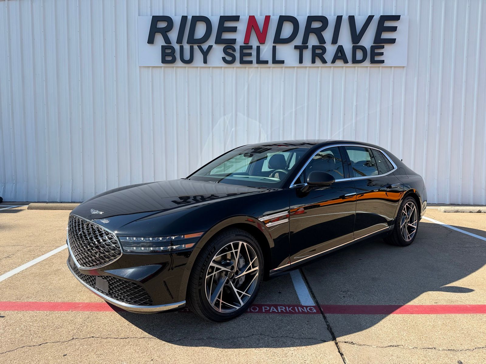 Maui Black 2024 Genesis G90 3.5T AWD Sedan All-Wheel Drive 8-Speed Automatic