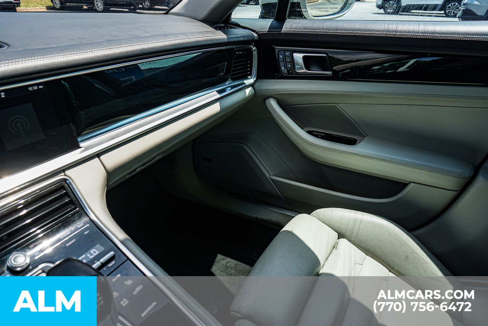 Used 2018 Beige Porsche 4 image 48
