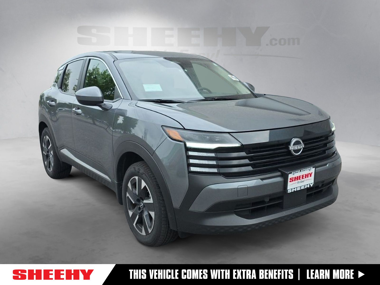Gray (Gun Metallic) 2025 Nissan Kicks SUV / Crossover All-Wheel Drive Continuously Variable Transmission