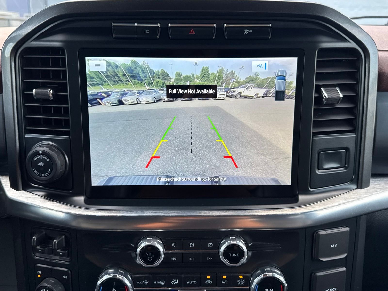 Used 2022 Agate Black Metallic Ford Lariat image 32