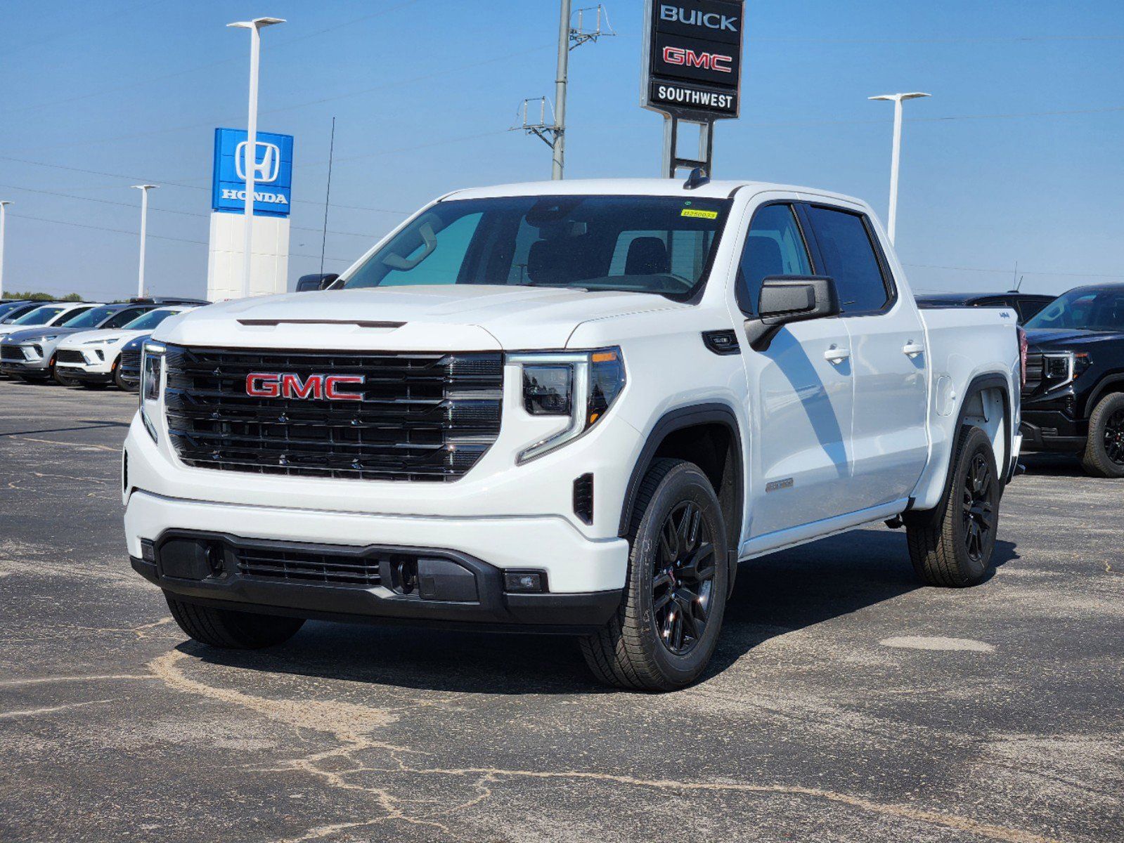 2025 GMC Sierra 1500 Elevation 2