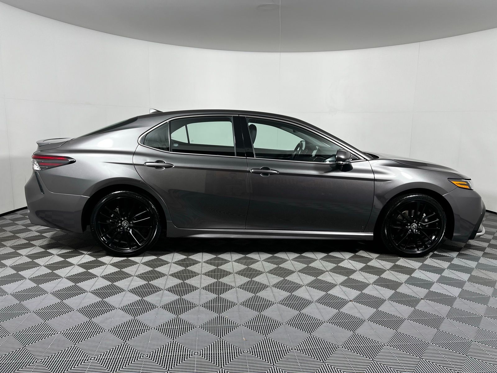 Thumbnail: 2024 Toyota Camry - 4