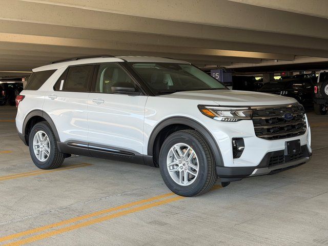 2026 Ford Explorer's photo