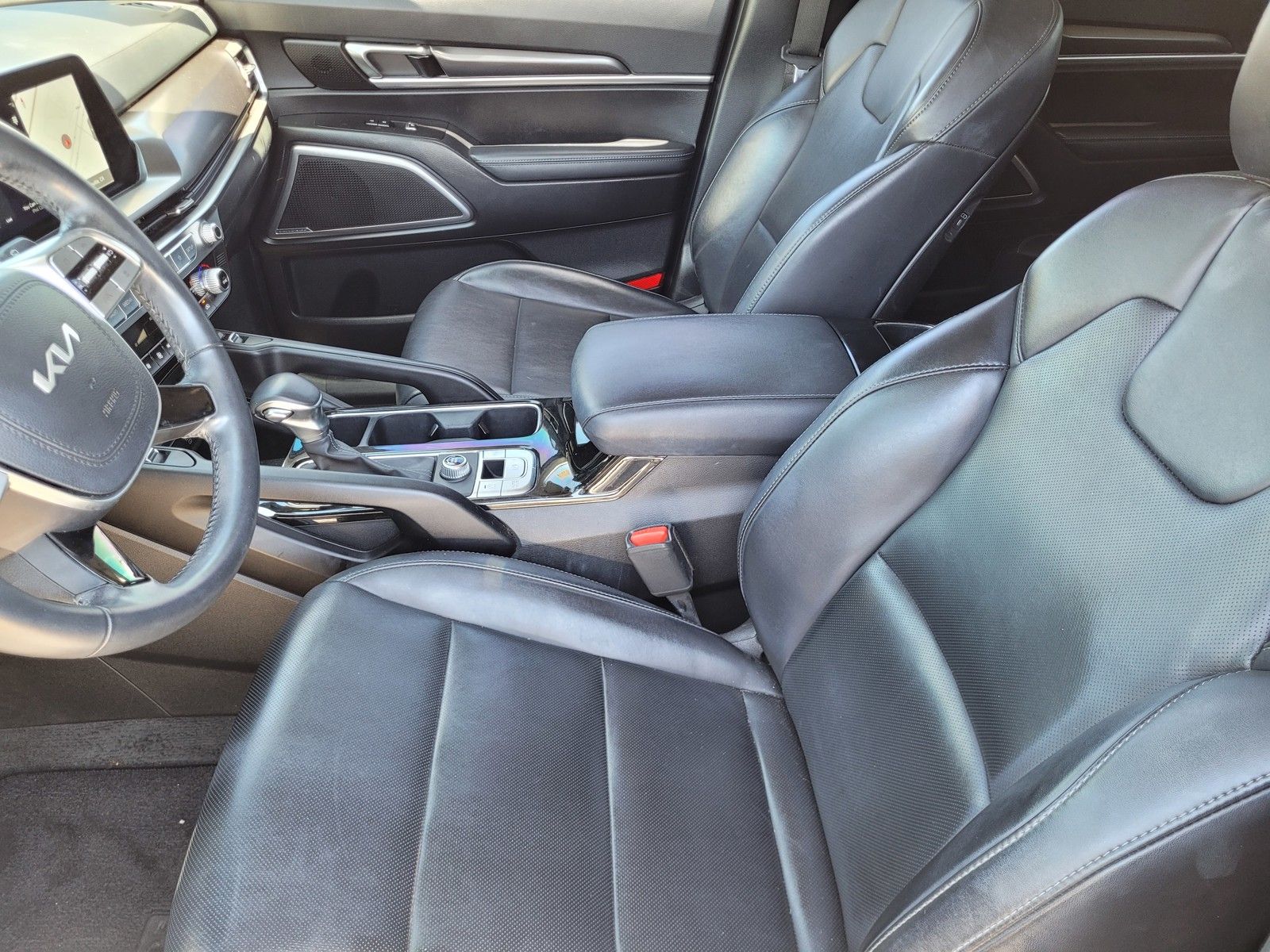 2024 Kia Telluride S - Photo 20