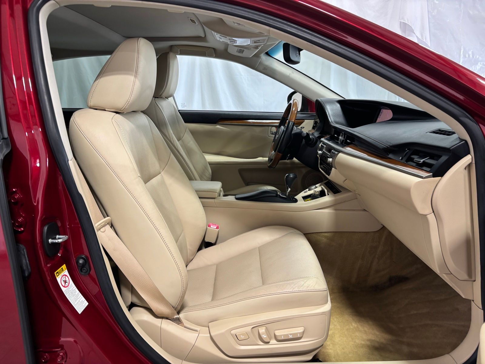 Used Car 2013 Lexus Es  300h For Sale Under $15,000 In Austin, Texas