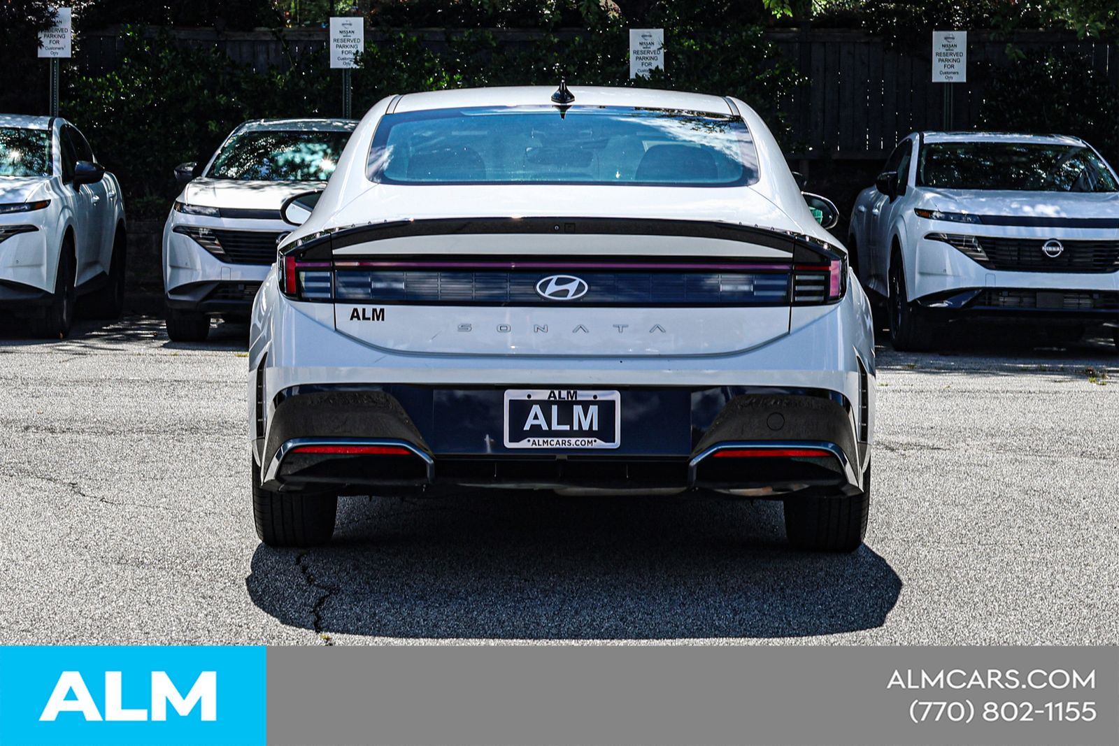 Used 2024 White Hyundai SEL image 12