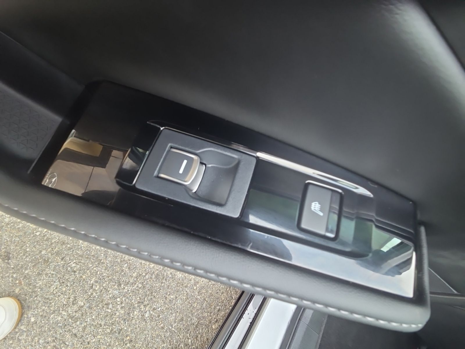 Used 2024  Honda Touring image 30