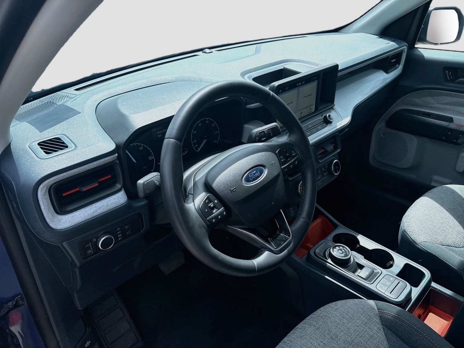 Used 2024 Blue Ford XLT image 9