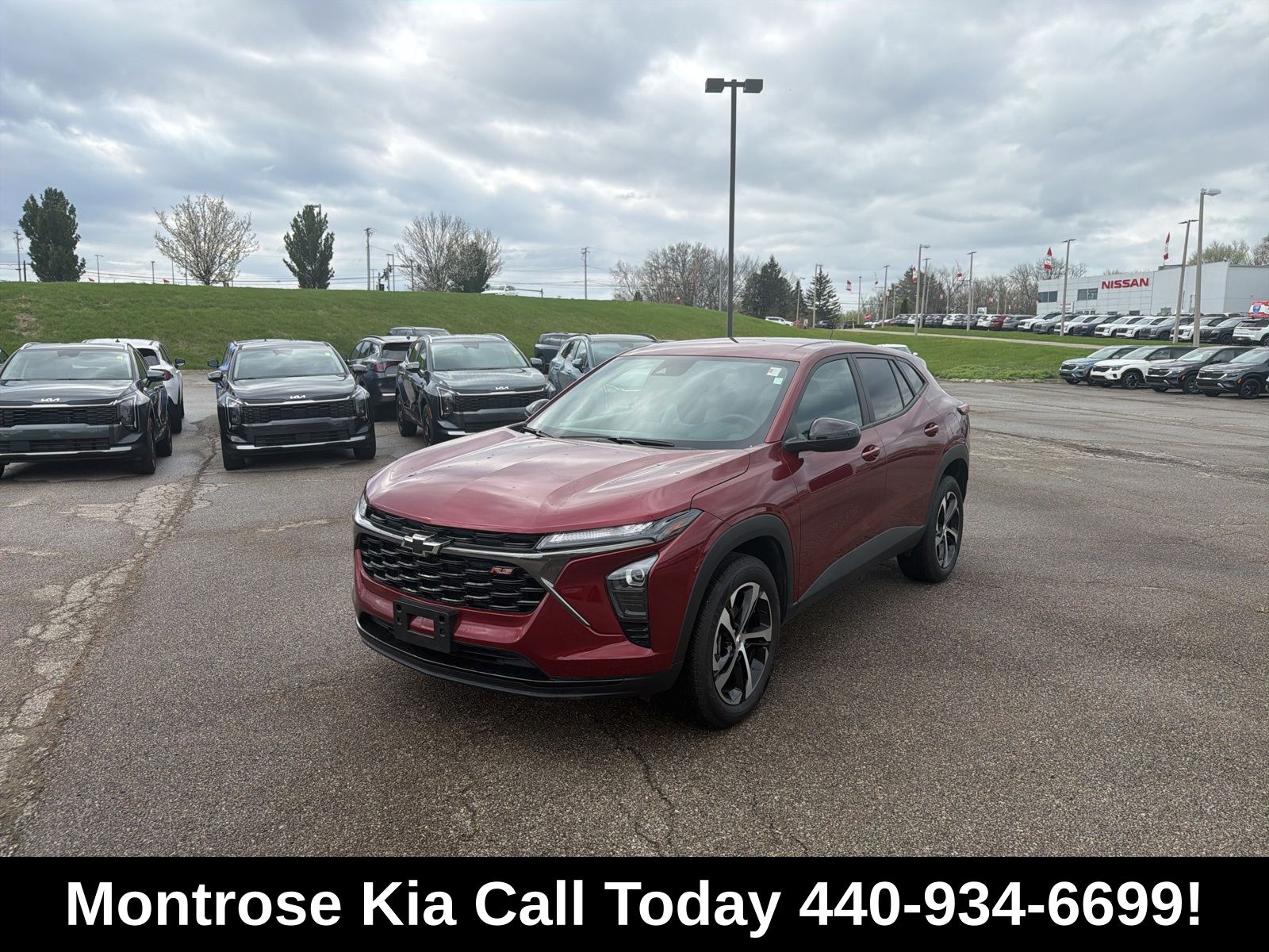 Red (Crimson) 2025 Chevrolet Trax RS with 1RS FWD SUV / Crossover Front-Wheel Drive 6-Speed Automatic