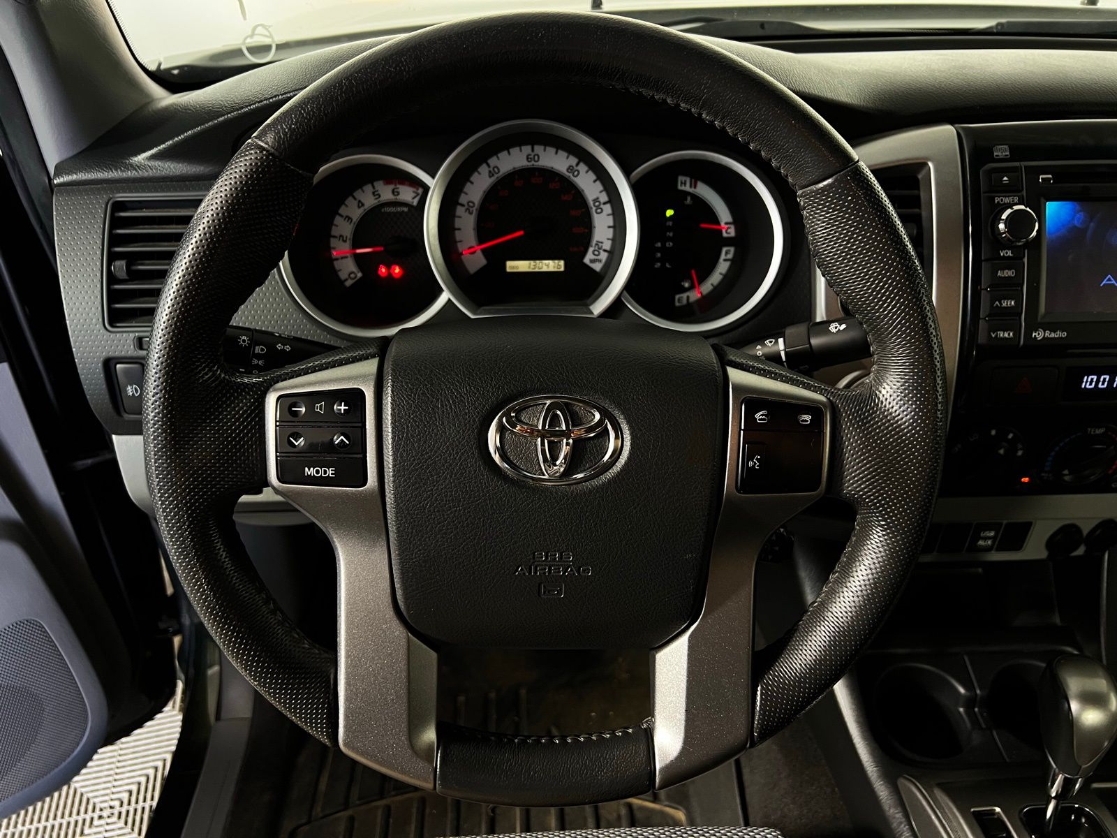 Thumbnail: 2012 Toyota Tacoma - 9