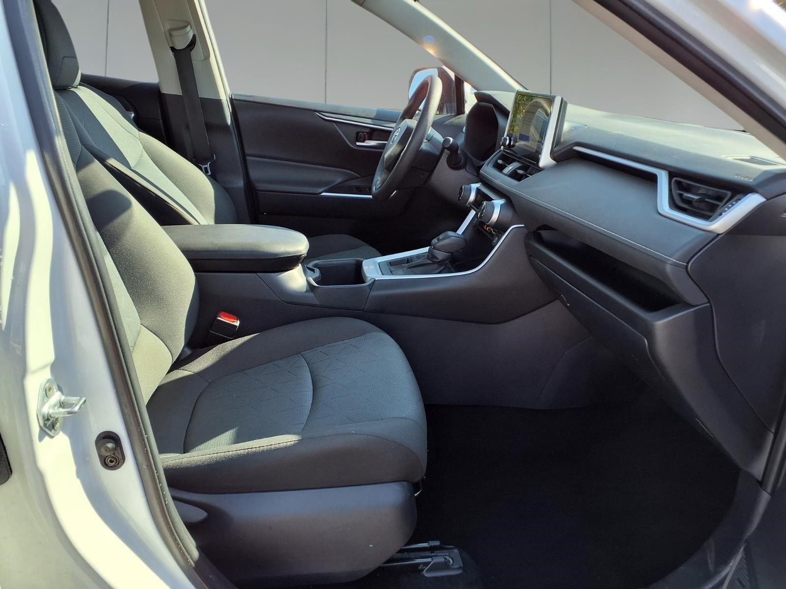 2025 Toyota RAV4 XLE White at Gullo Toyota