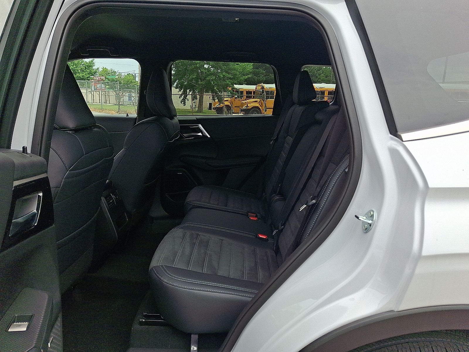 New 2026 Mitsubishi Outlander SUV