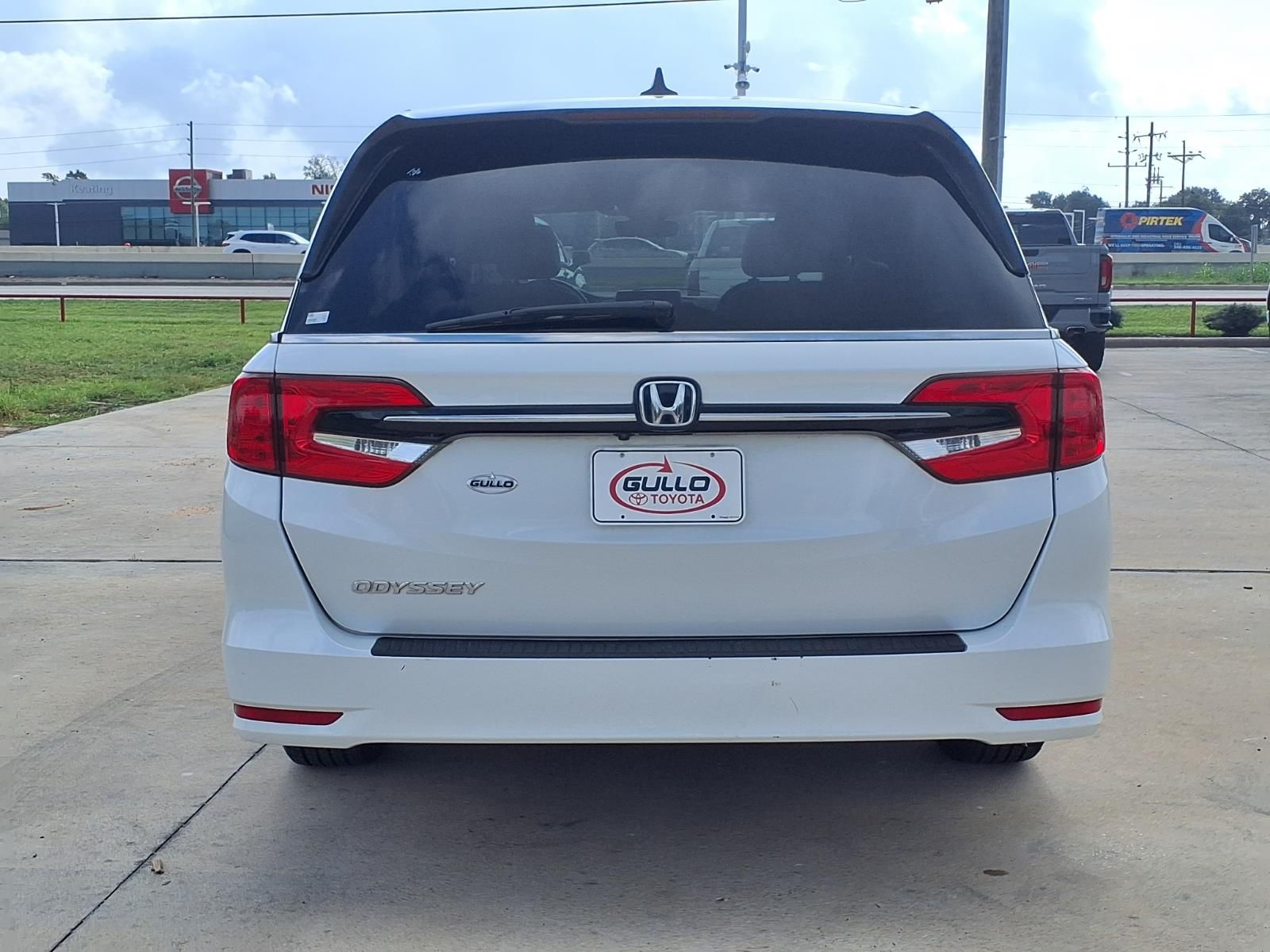 2022 Honda Odyssey EX-L White at Parkway Family Mazda