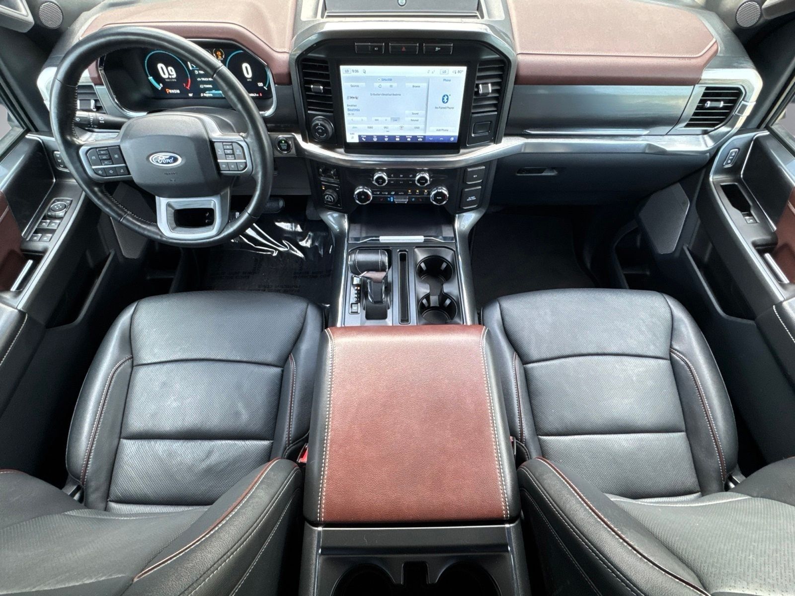 Used 2022 Agate Black Metallic Ford Lariat image 3