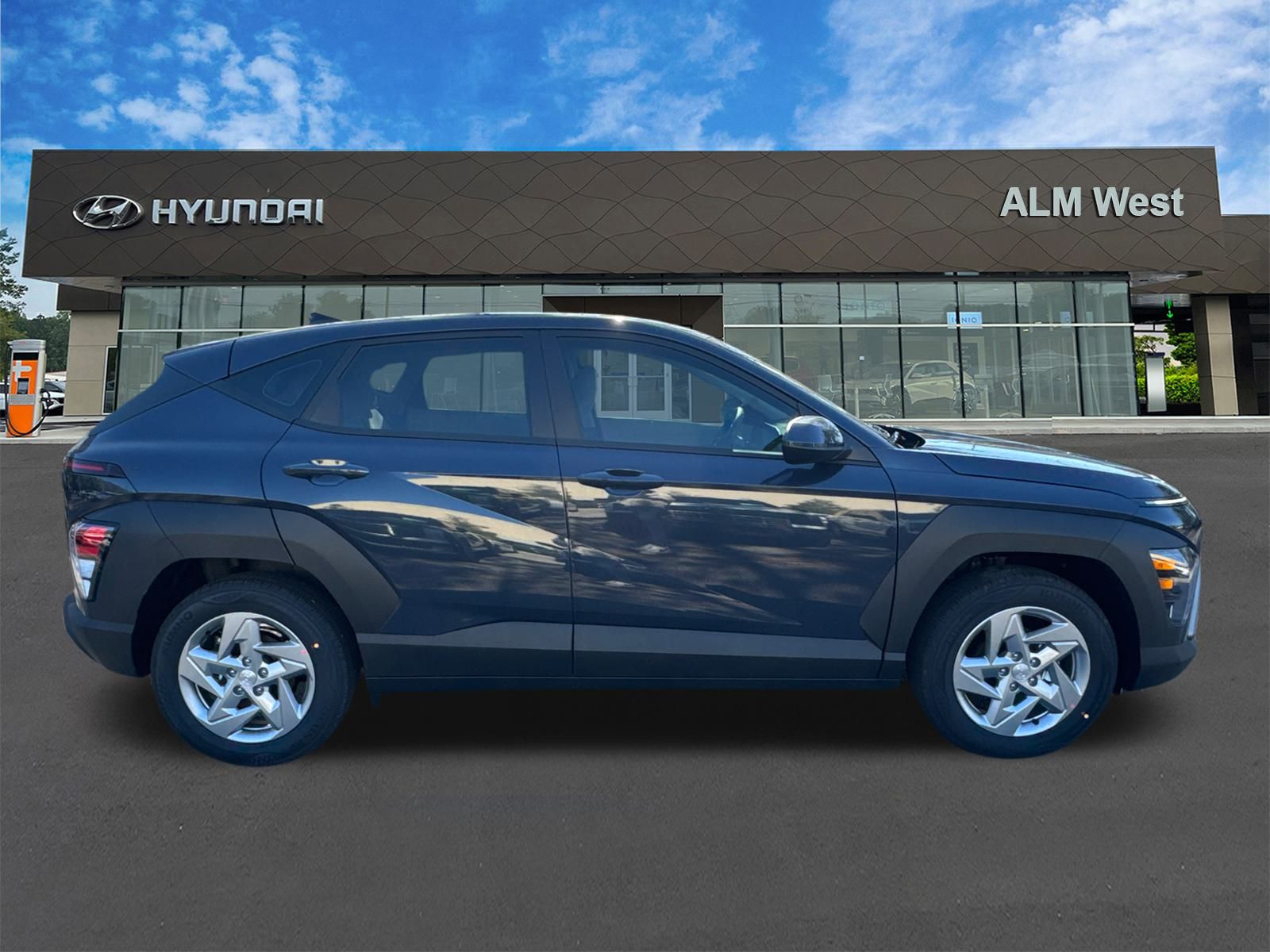 New 2026 Blue Hyundai SE image 5