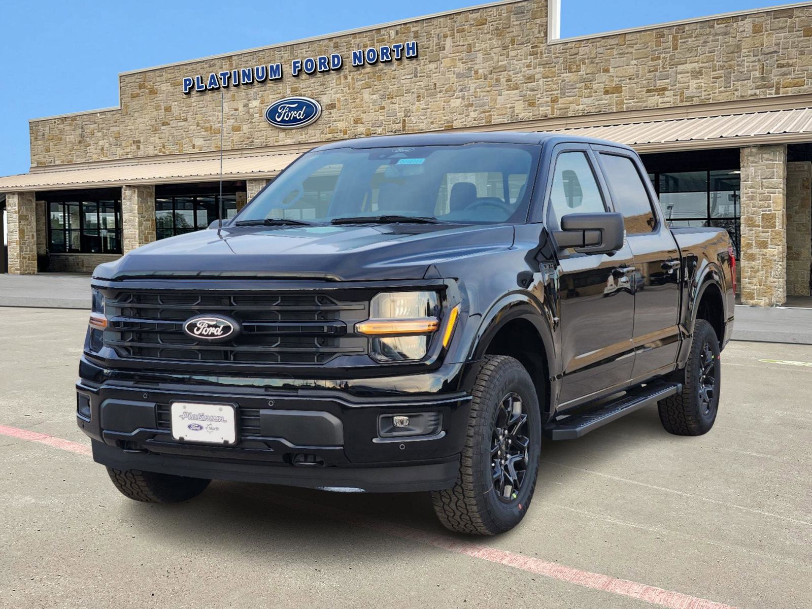 2024 Ford F-150 XLT 2