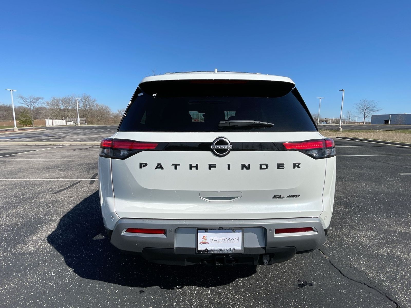 2024 Nissan Pathfinder SL 33