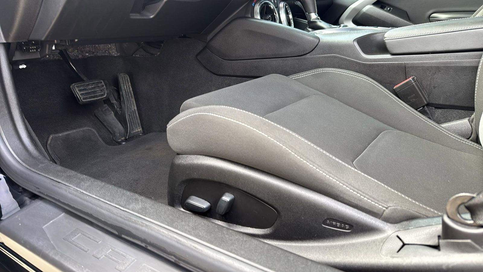 2019 Chevrolet Camaro  1lt In Austin, Texas