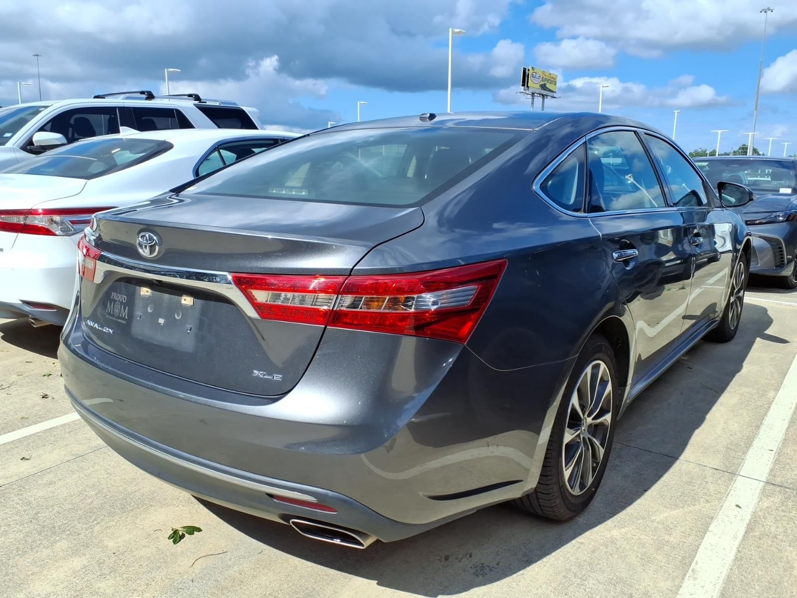 2017 Toyota Avalon XLE Premium Gray at Mac Haik CDJR North Houston
