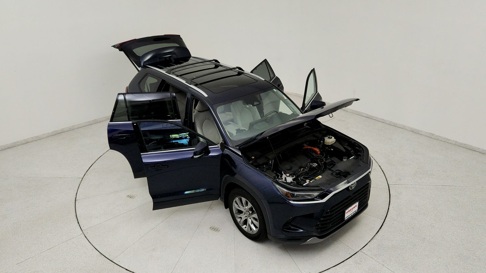 Used 2025  Toyota Limited image 21