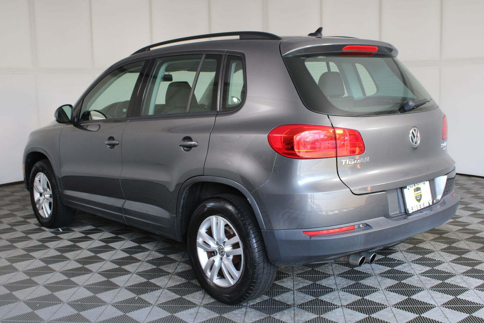 Used 2015 Gray Volkswagen S image 33