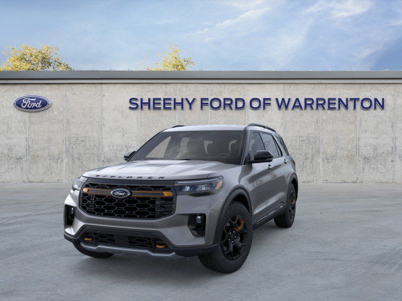 New 2026 Carbonized Gray Metallic Ford Tremor image 4