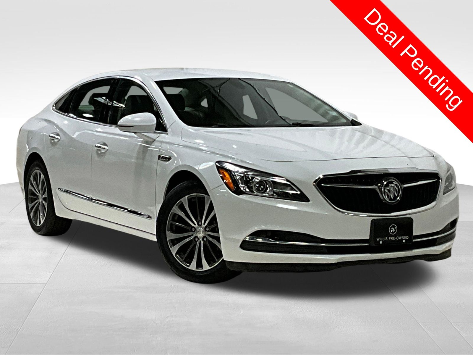 2017 Buick LaCrosse Essence FWD