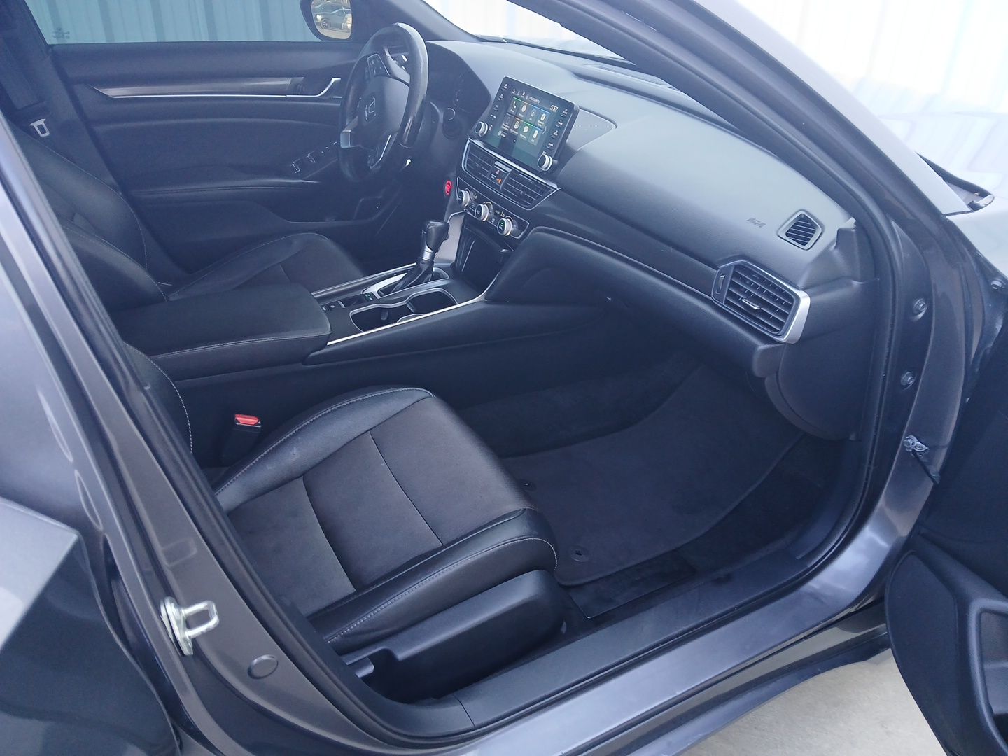 Used Car 2020 Honda Accord  Sport For Sale Under $25,000 In Austin, Texas