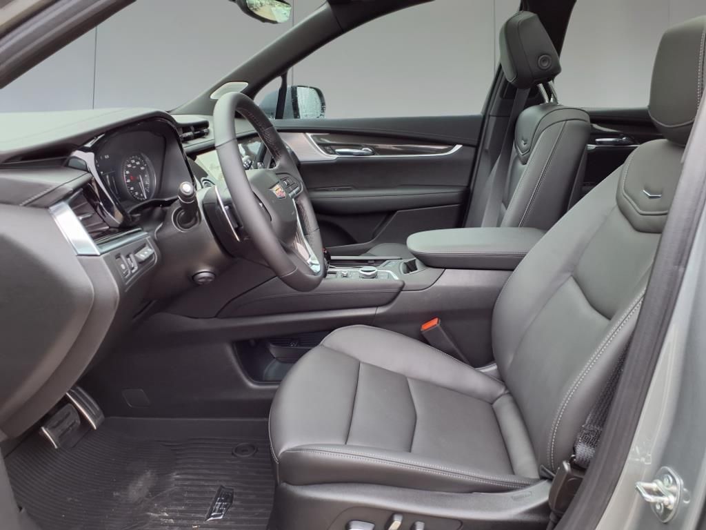 2025 Cadillac XT6 Sport - 11
