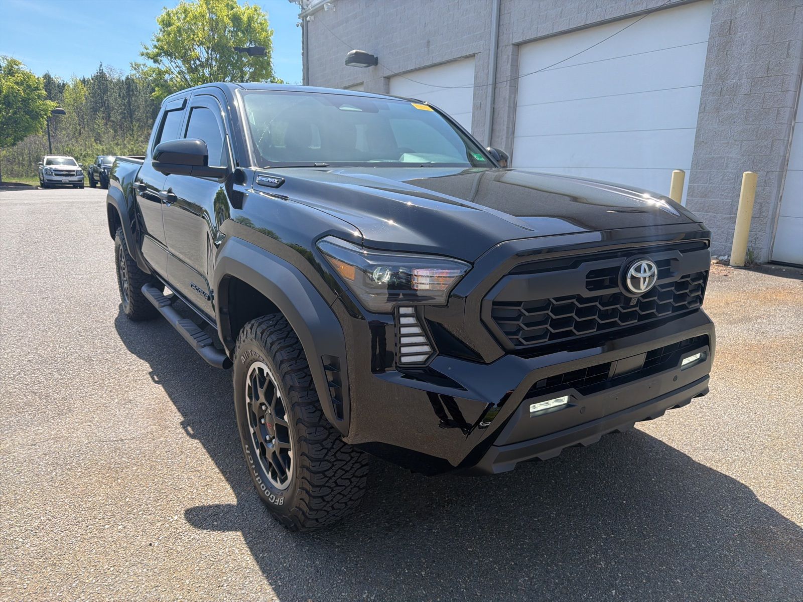 Black 2025 Toyota Tacoma TRD Off-Road Double Cab 4WD Pickup Truck Four-Wheel Drive 8-Speed Automatic