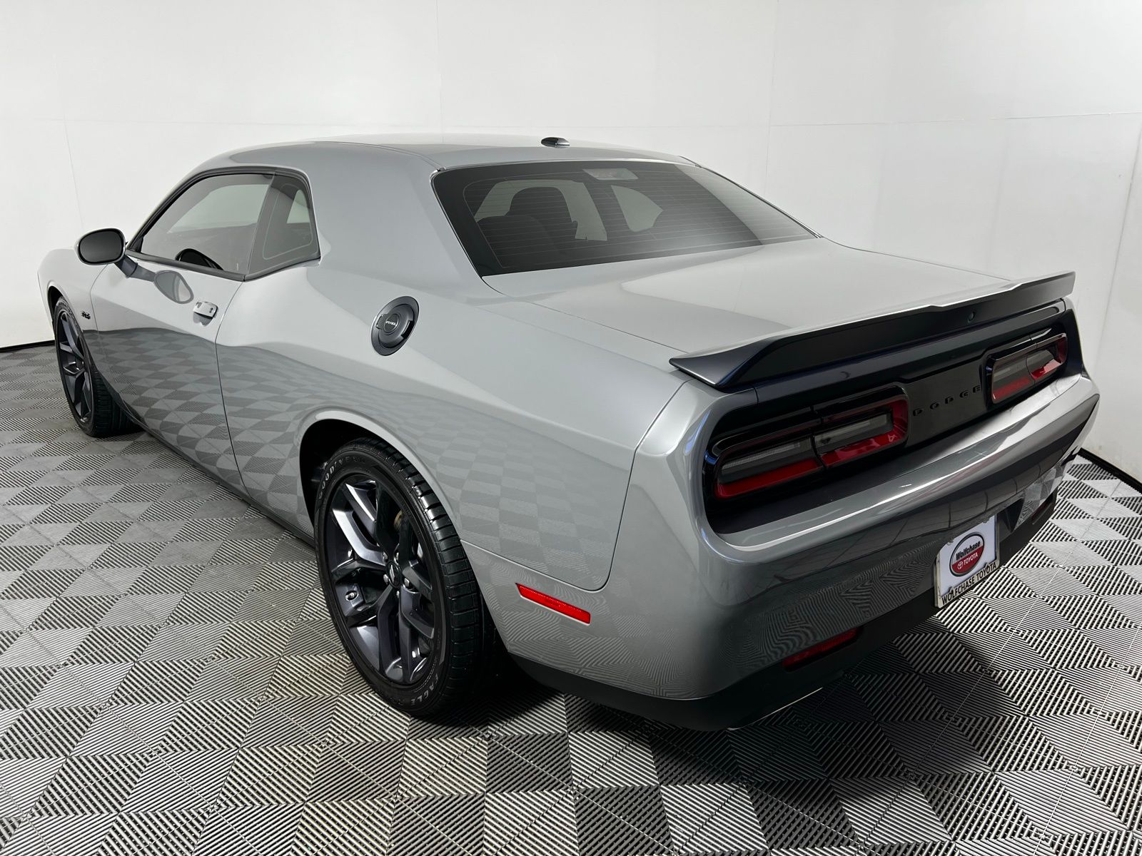 2023 Dodge Challenger R/T 14