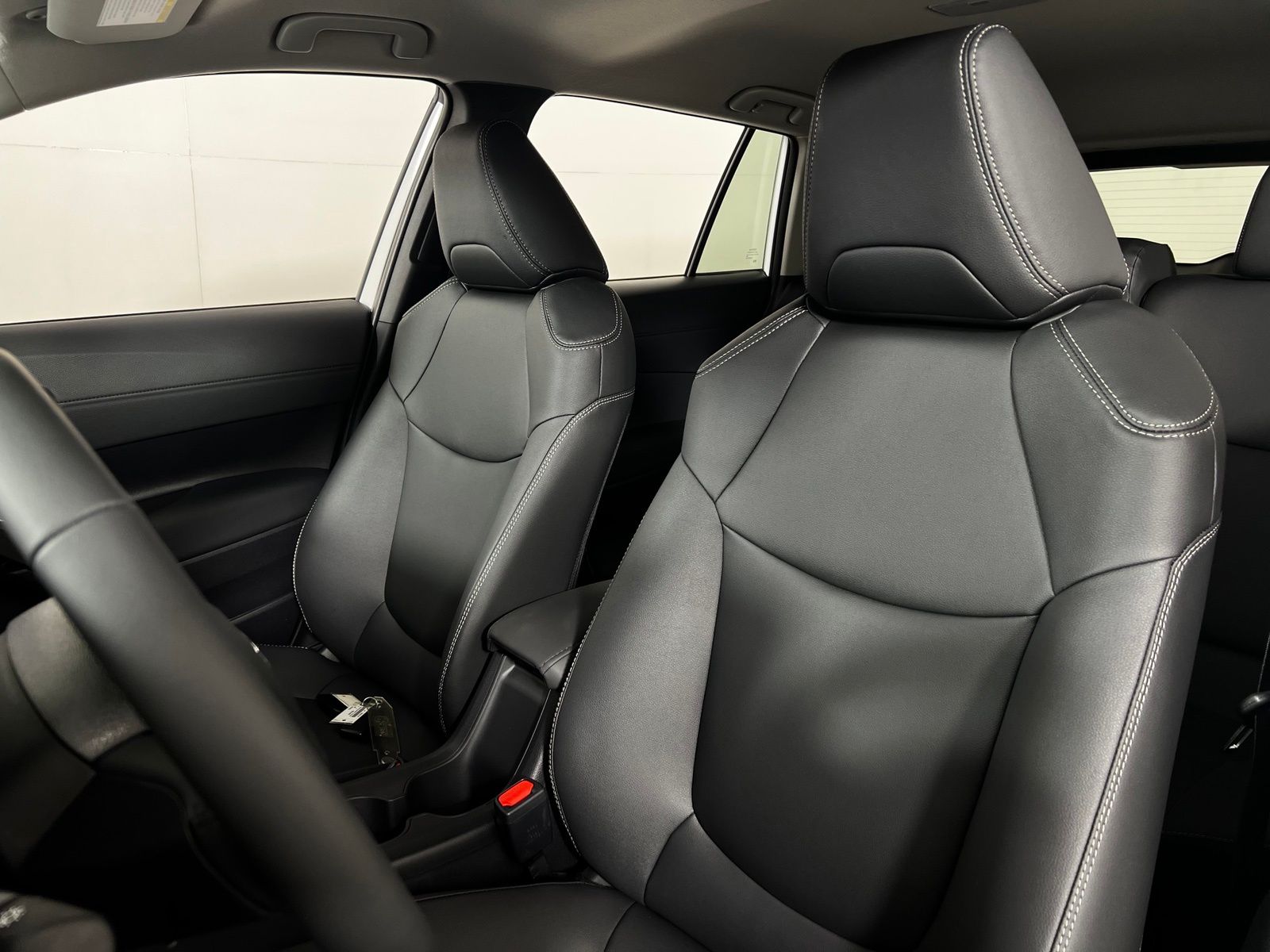 Thumbnail: 2026 Toyota Corolla Cross - 10
