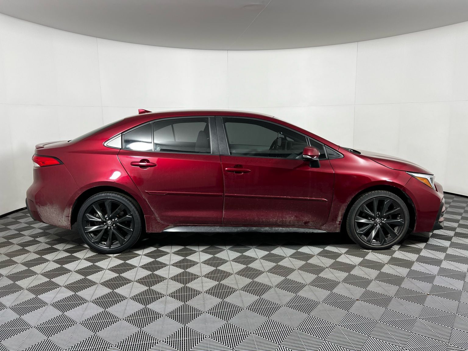 Thumbnail: 2023 Toyota Corolla - 4