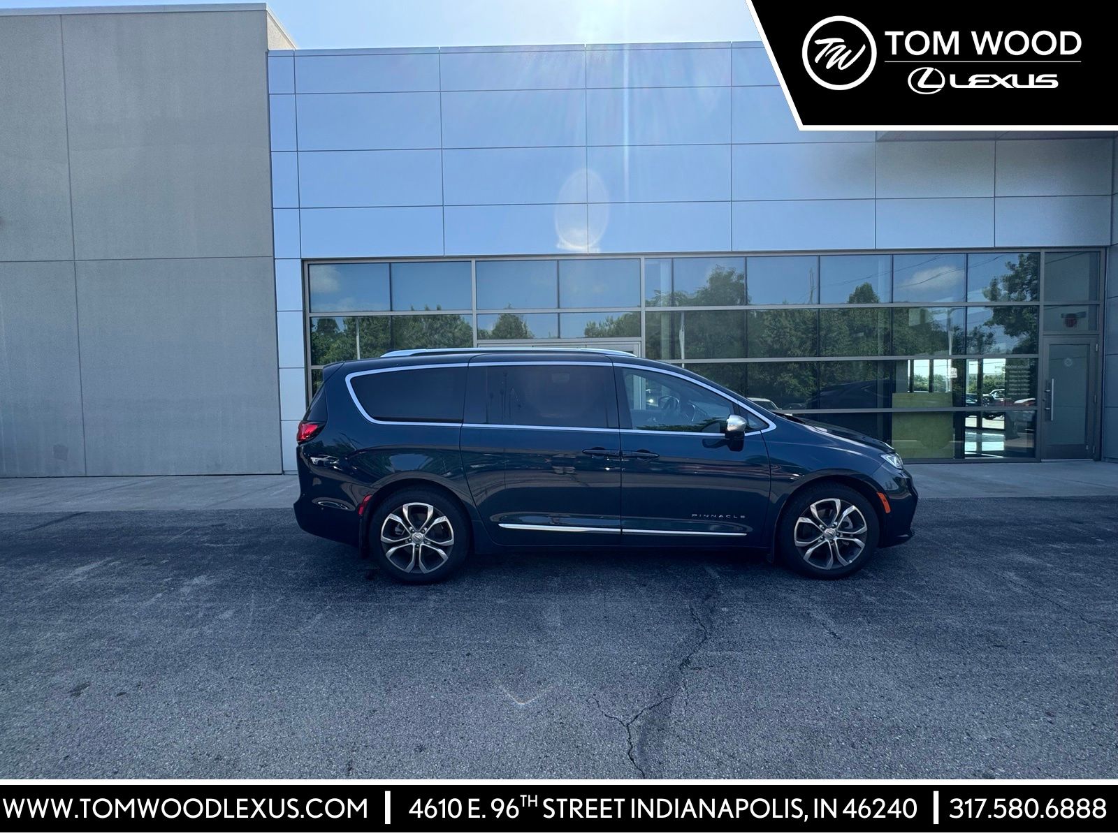2025 Chrysler Pacifica Azul (Fathom Blue Pearlcoat) Minivan Tracción en las cuatro ruedas 9 velocidades Automática