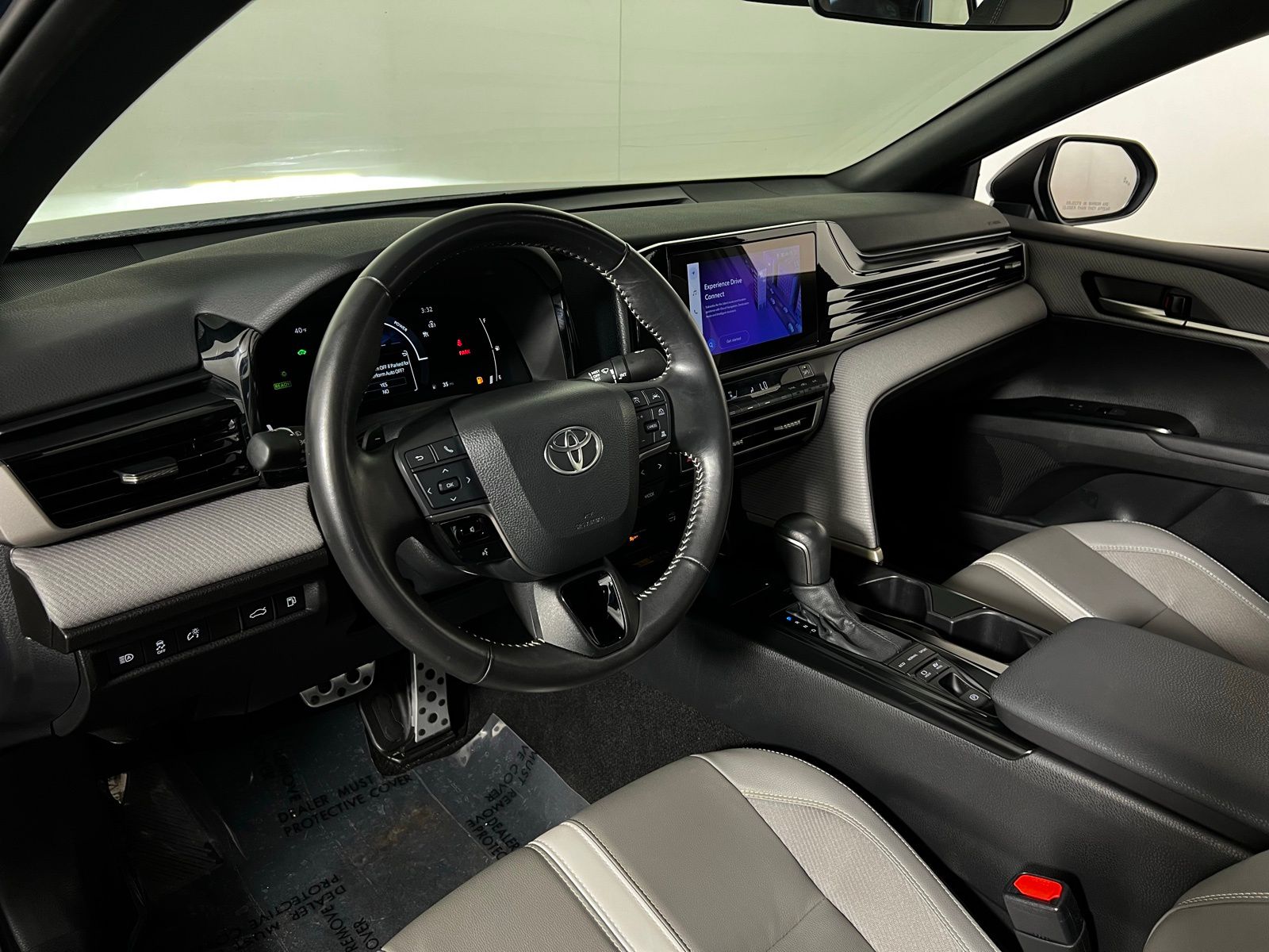 Thumbnail: 2025 Toyota Camry - 12