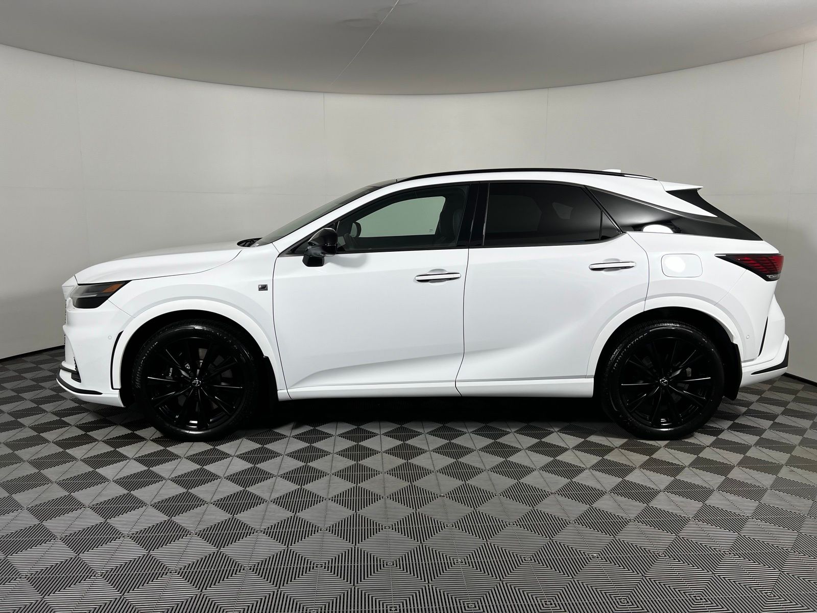 Thumbnail: 2025 Lexus RX - 8