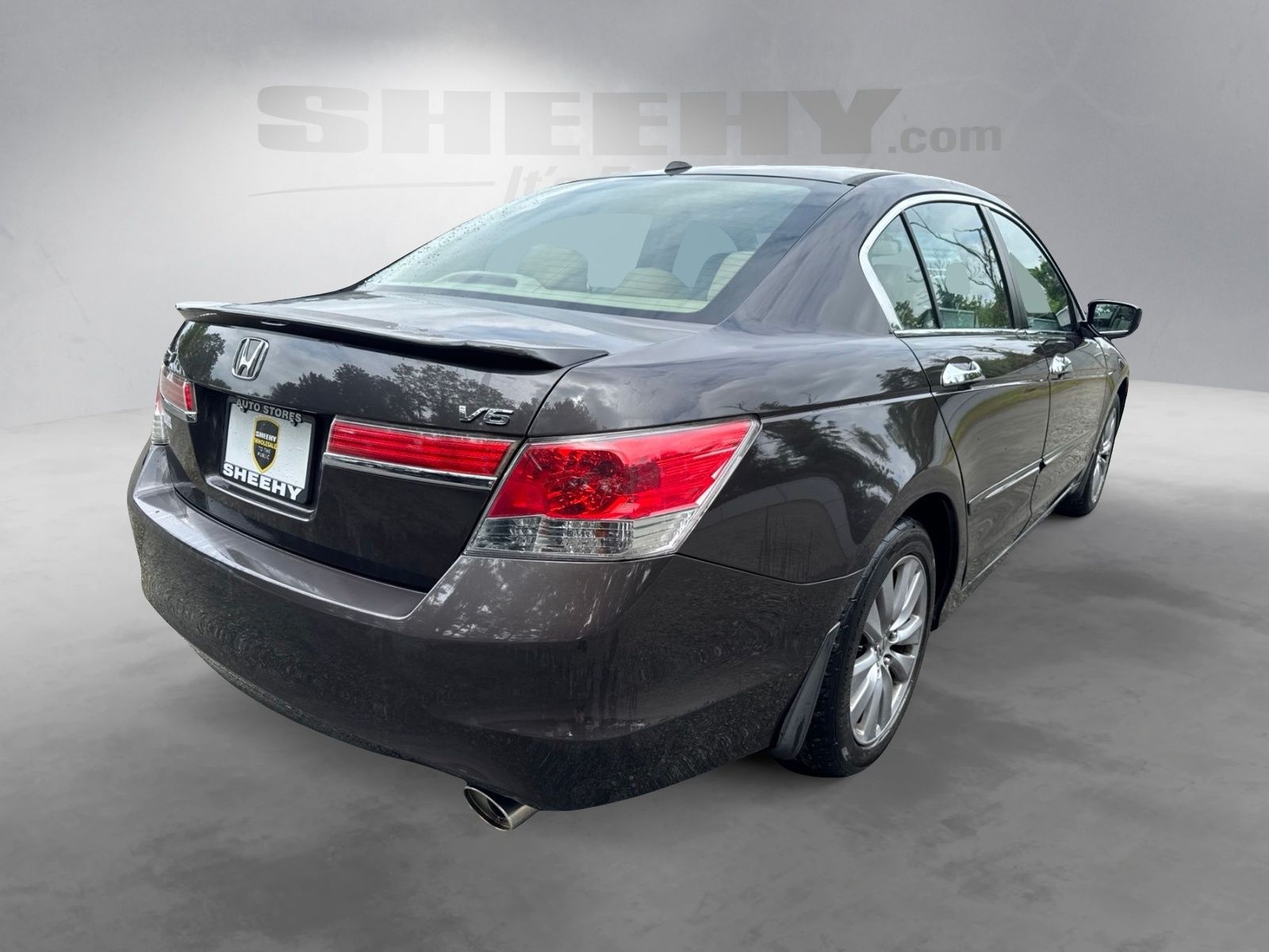 Used 2012 Black Honda EX-L image 11