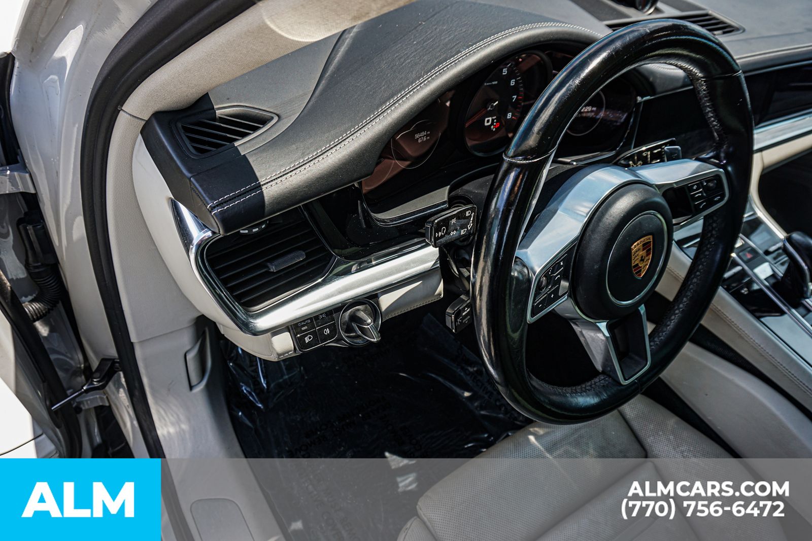 Used 2018 Beige Porsche 4 image 40