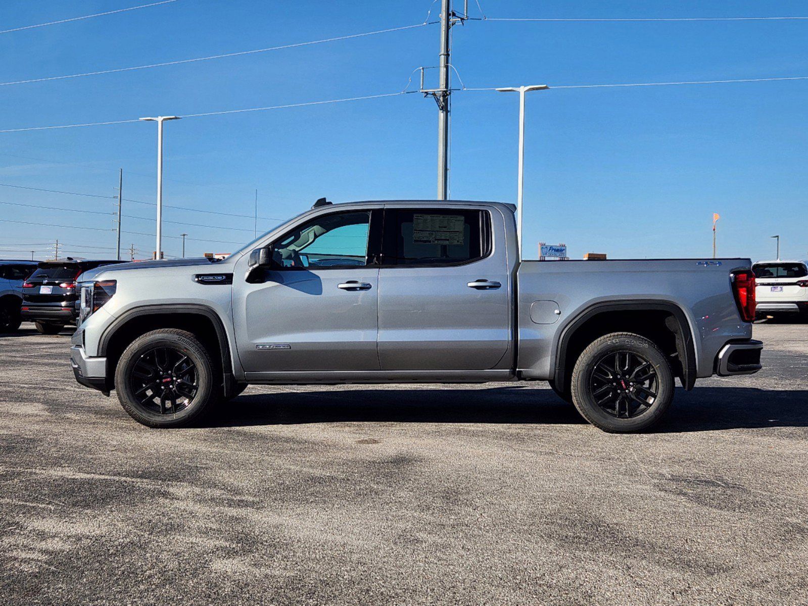 2025 GMC Sierra 1500 Elevation 3