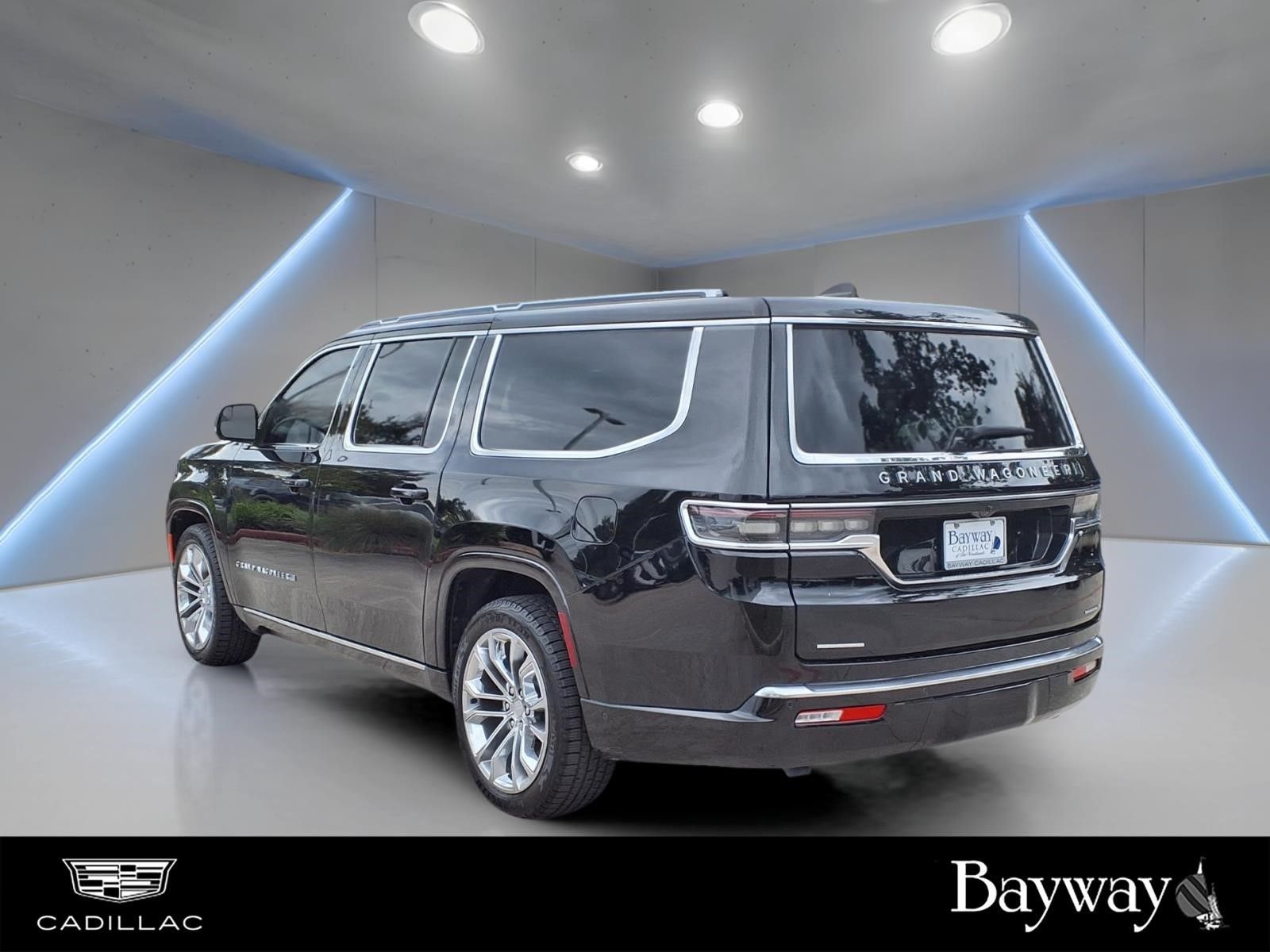 2023 Jeep Grand Wagoneer L Series II - 7