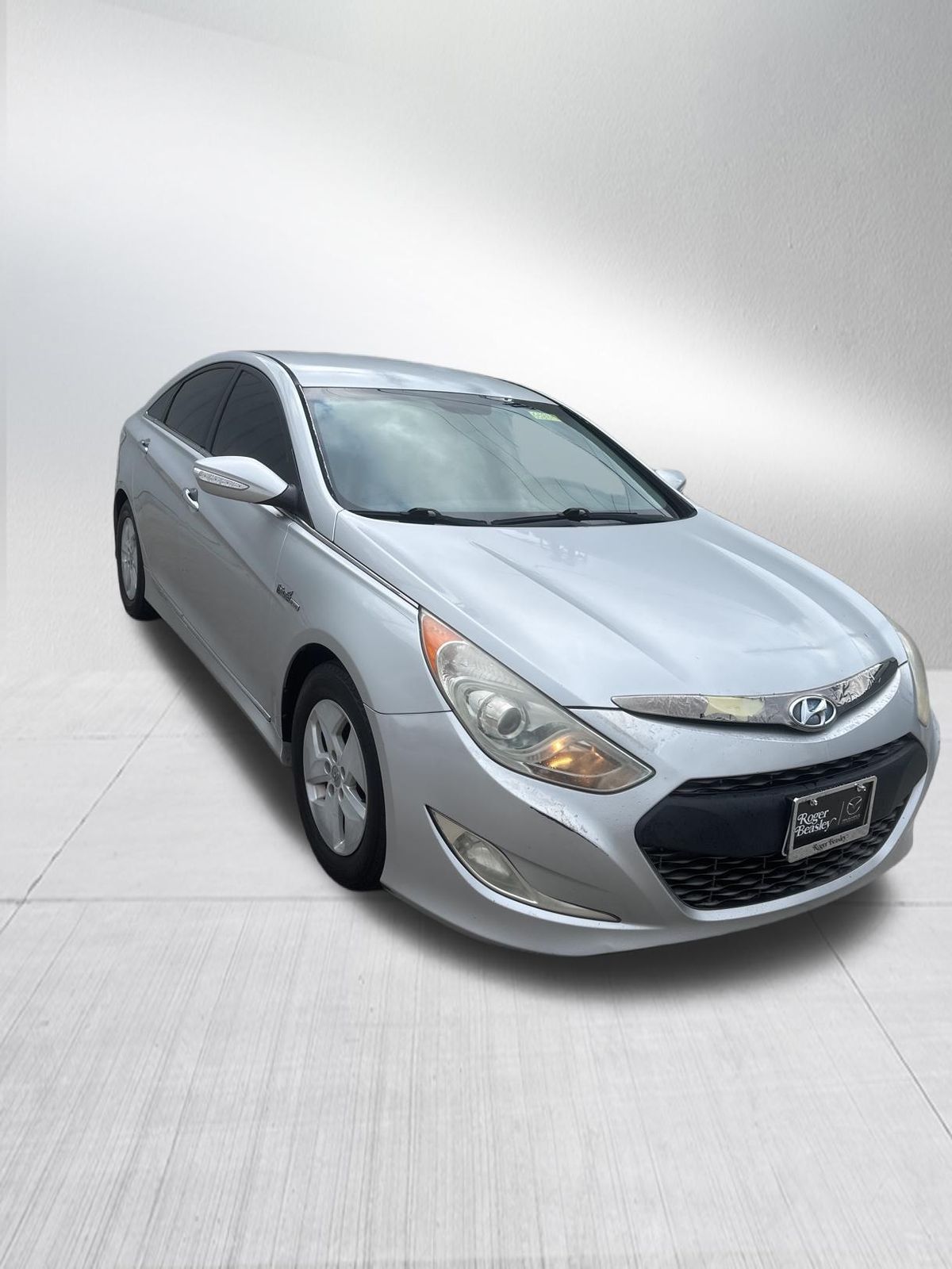 Used Car 2012 Hyundai Sonata Hybrid  Base For Sale Under $10,000 In Austin, Texas
