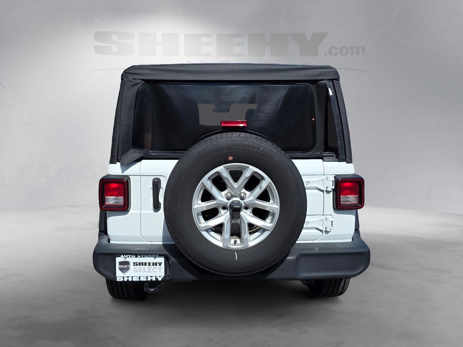 Used 2023 White Jeep Sport S image 13