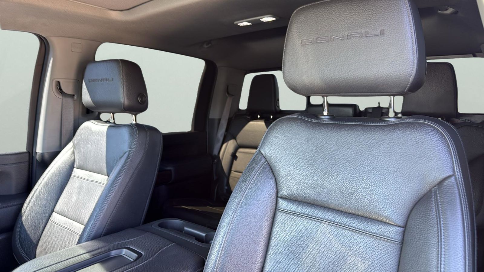 Used Car 2022 Gmc Sierra 2500hd  Denali For Sale Under $60,000 In Austin, Texas