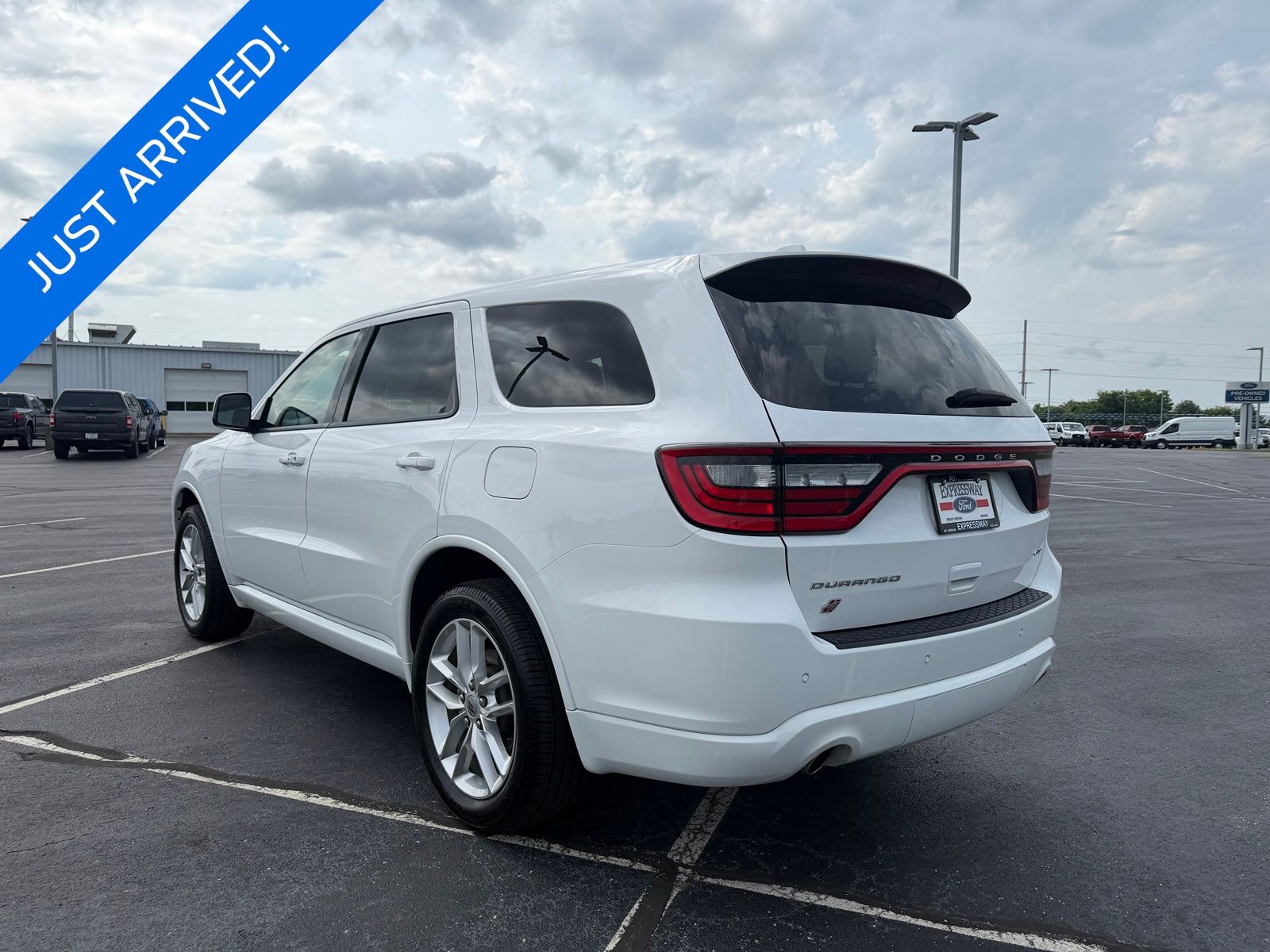 2022 Dodge Durango image 8