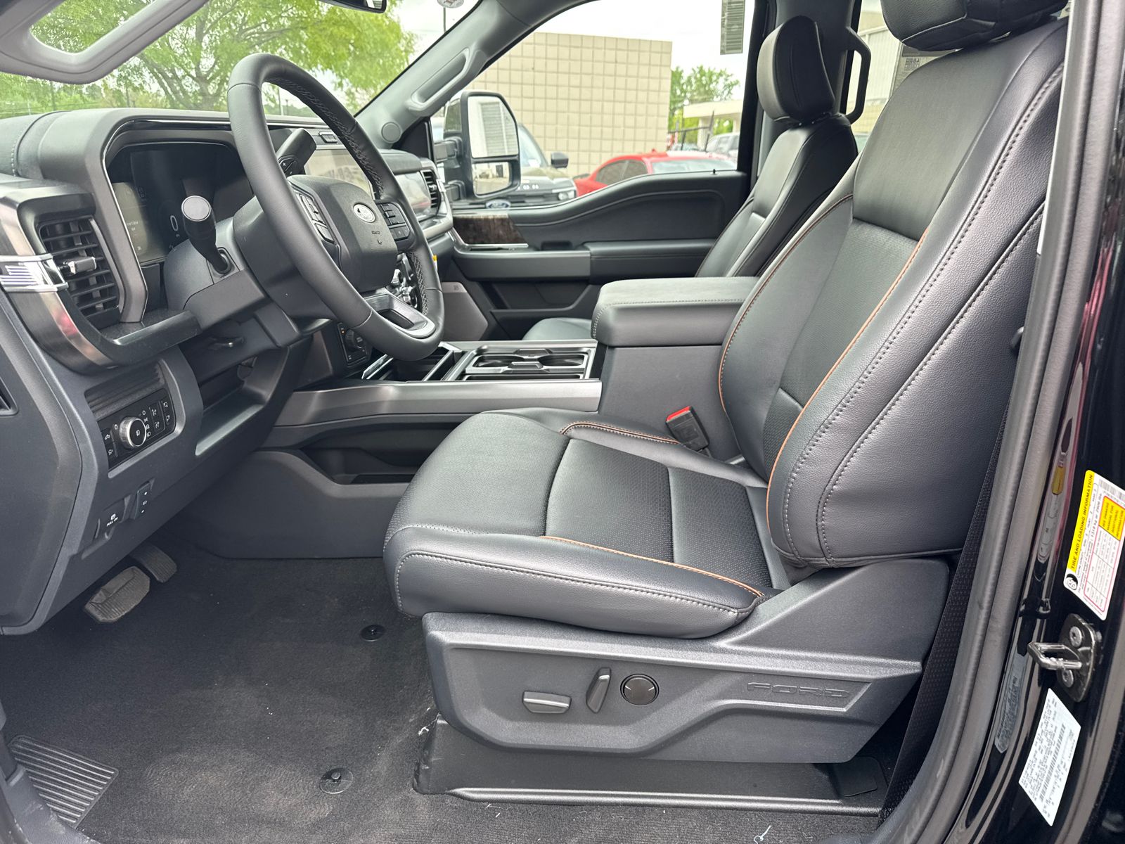 New 2026 Agate Black Metallic Ford F-250® Lariat® image 10