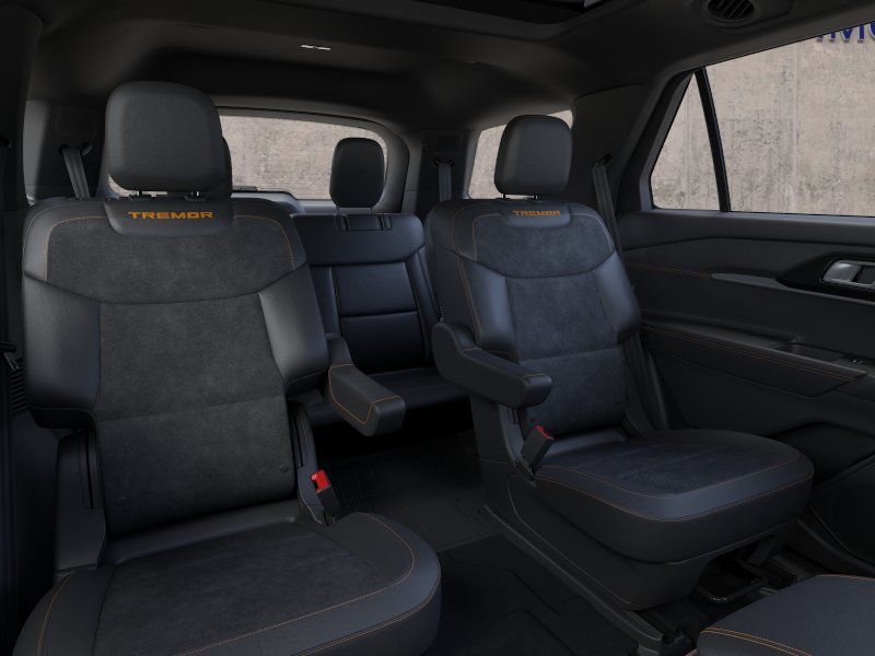 New 2026 Carbonized Gray Metallic Ford Tremor image 11